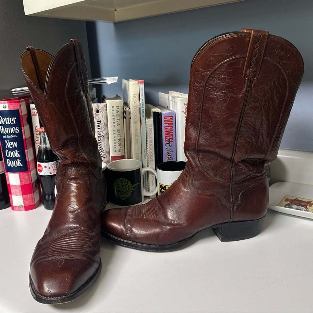 Classic Brown Leather Cowboy Boots - Men